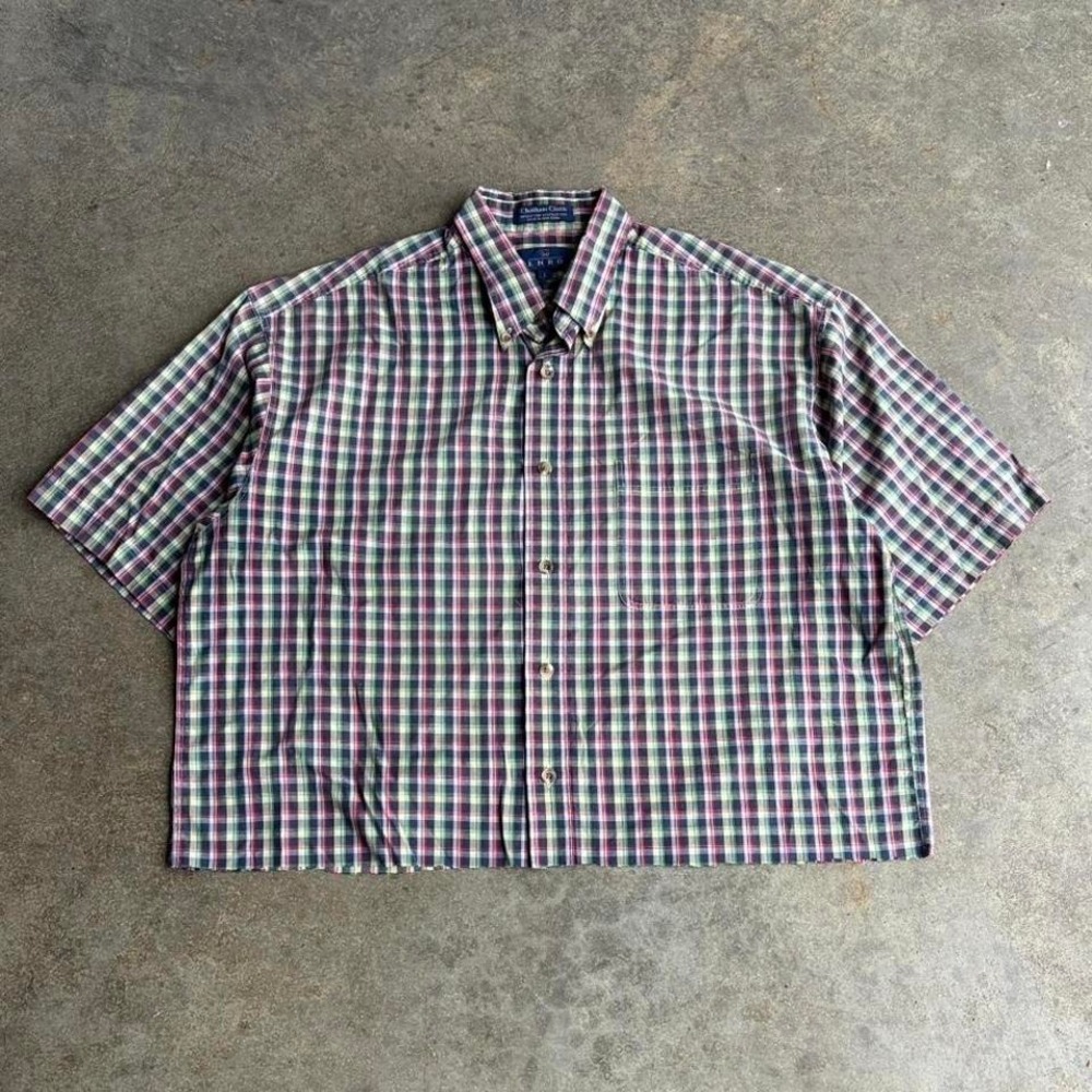 2000s cropped boxy button up